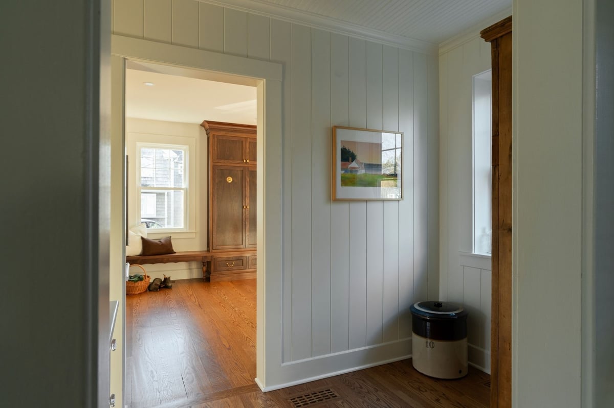 shiplap walls  in a traditional coastal connecticut home